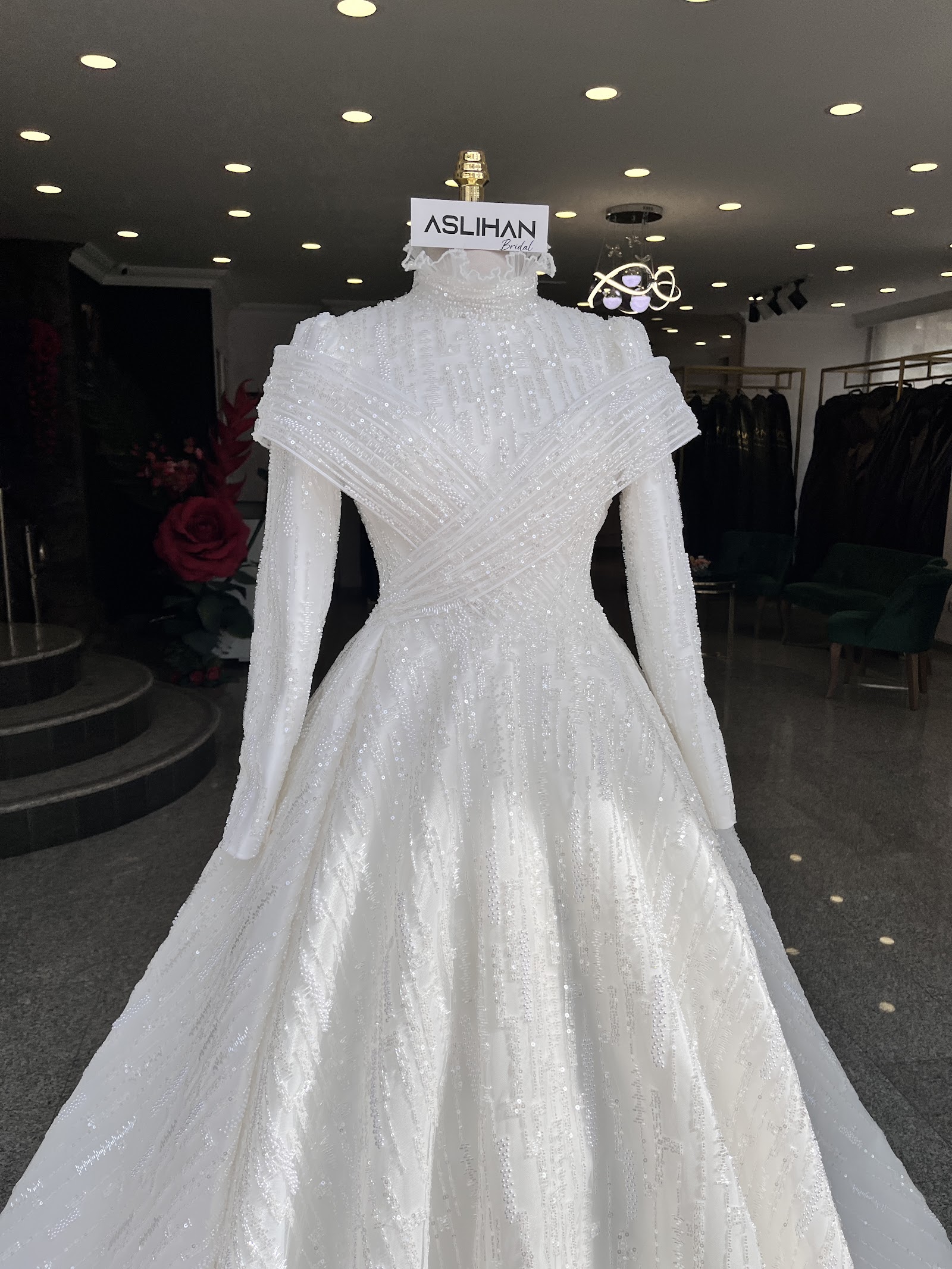 Aslıhan Bridal Konya Gelinlik ve Türban tasarım