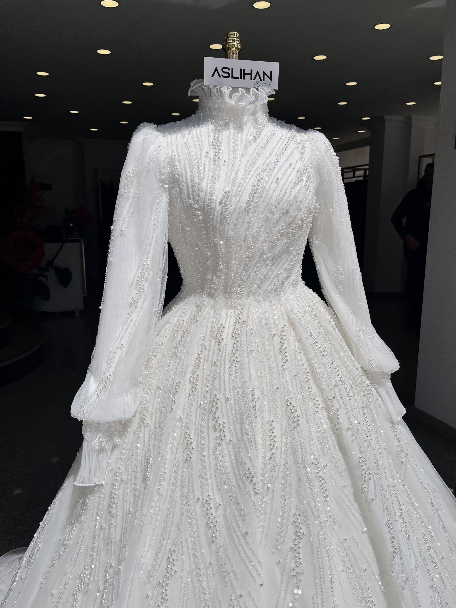 Aslıhan Bridal Konya Gelinlik ve Türban tasarım