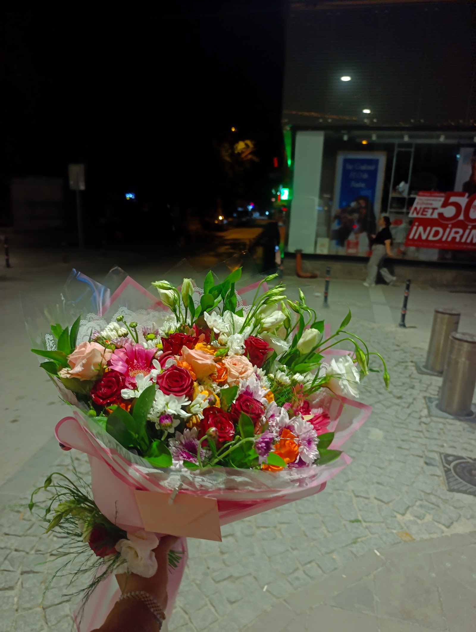 ATEŞ FLOWERS - Çiçekci-Gelin Araba Süslemesi