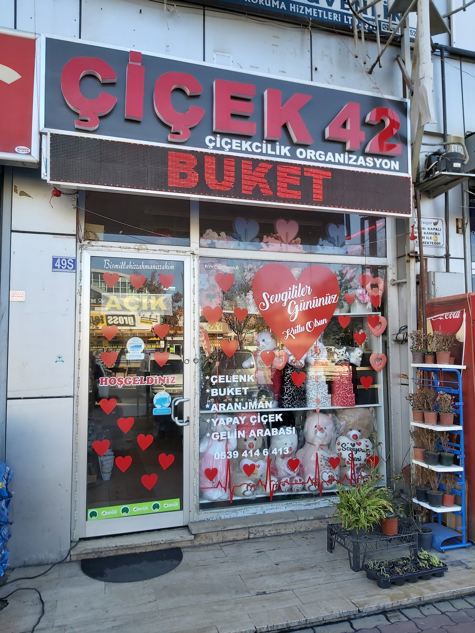 Çiçek 42 Çiçekçilik kır düğünü mekanı — Selçuklu