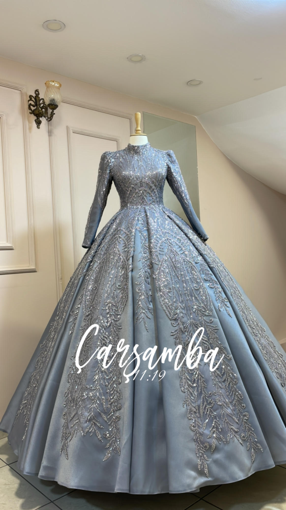 ESİLA MODA GELİNLİK