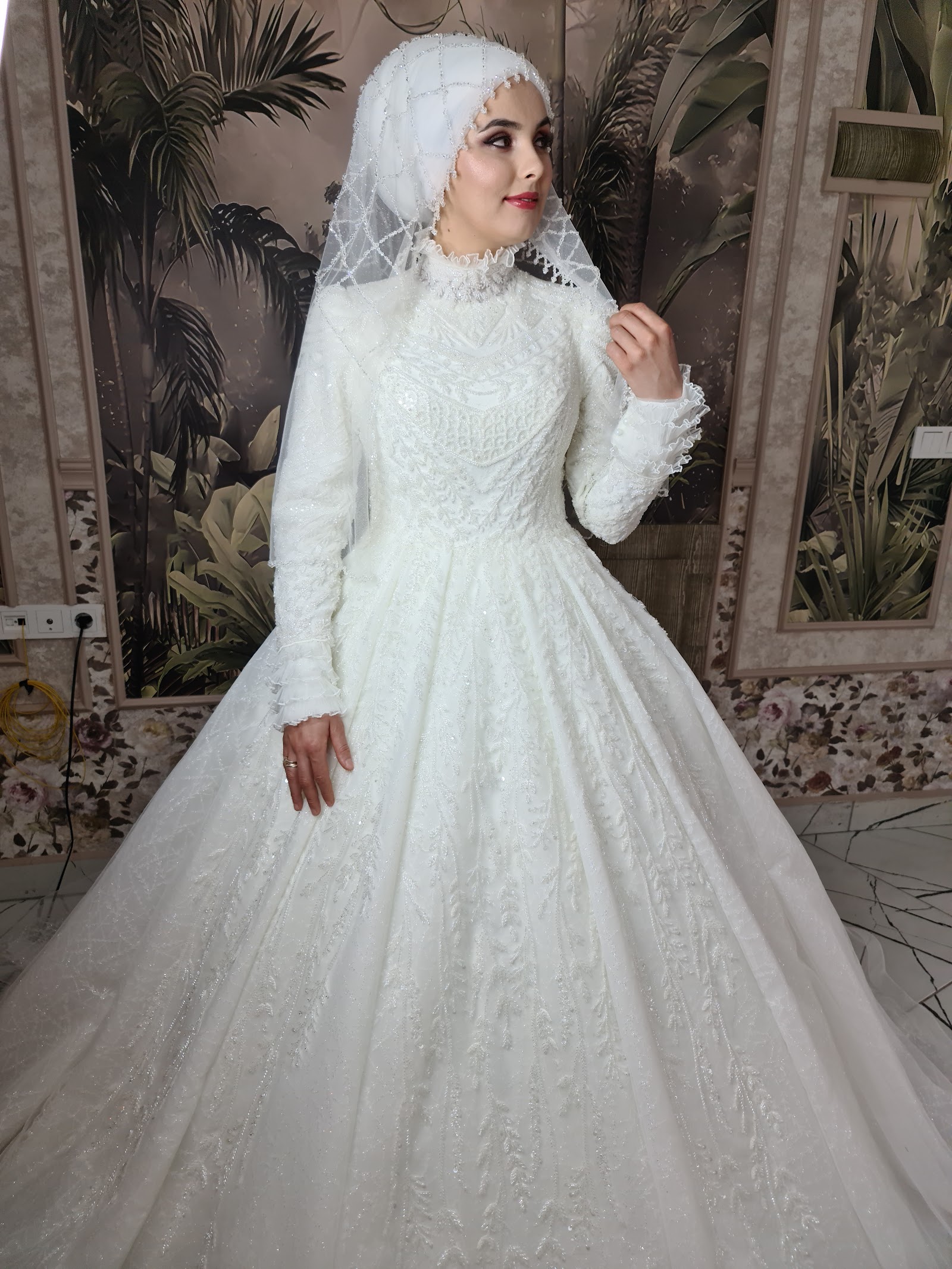 İpek Moda Gelinlik ve Gelinbaşı
