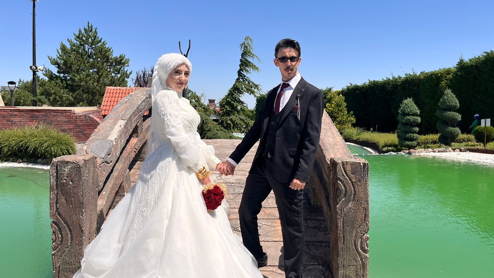 Konya Saloon Elit Saç Ve Türban Tasarım Bayan Kuaförü / Meram Kuaför/ Tesettür Kuaförü / Cilt Bakım / Konya Kadın Kuaförü